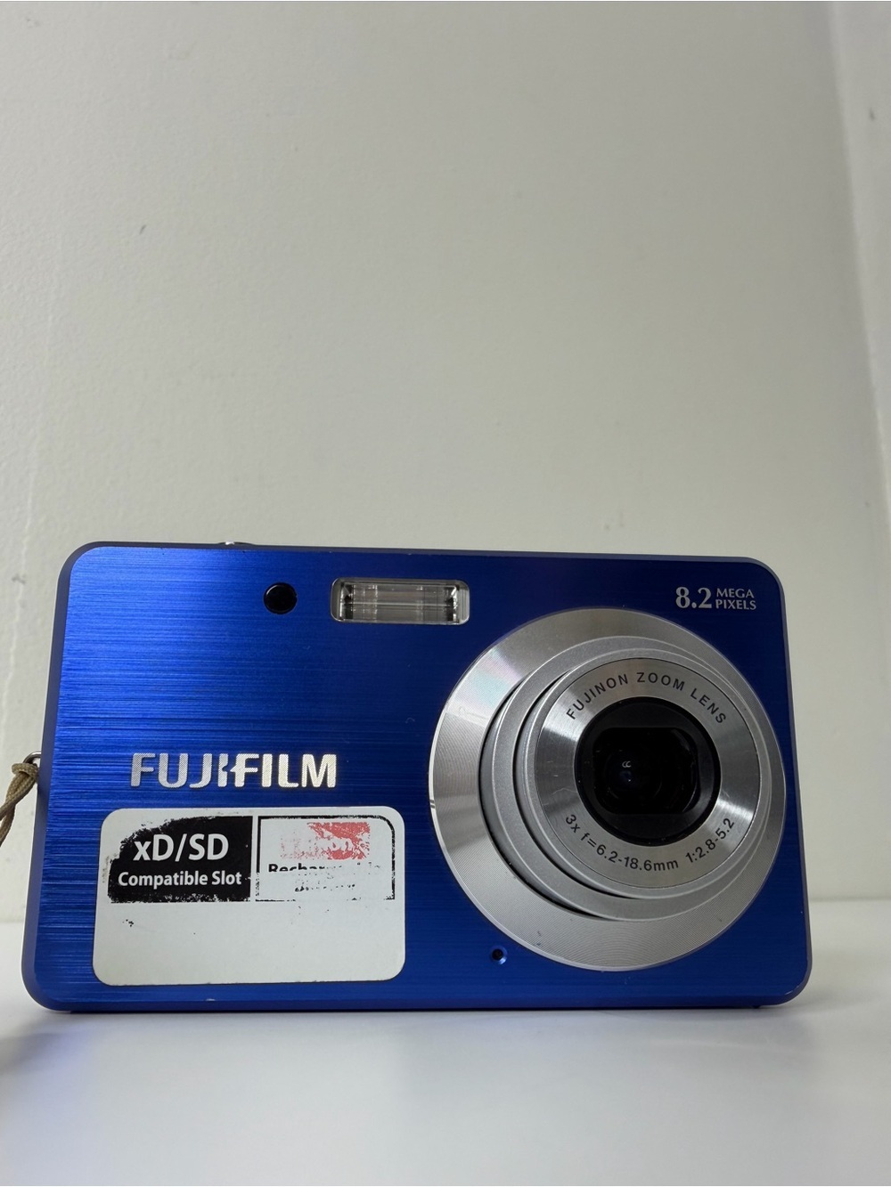 Fujifilm FinePix J12 Royal Blue Y2K 8.2MP Digital Camera W/ NEW Battery